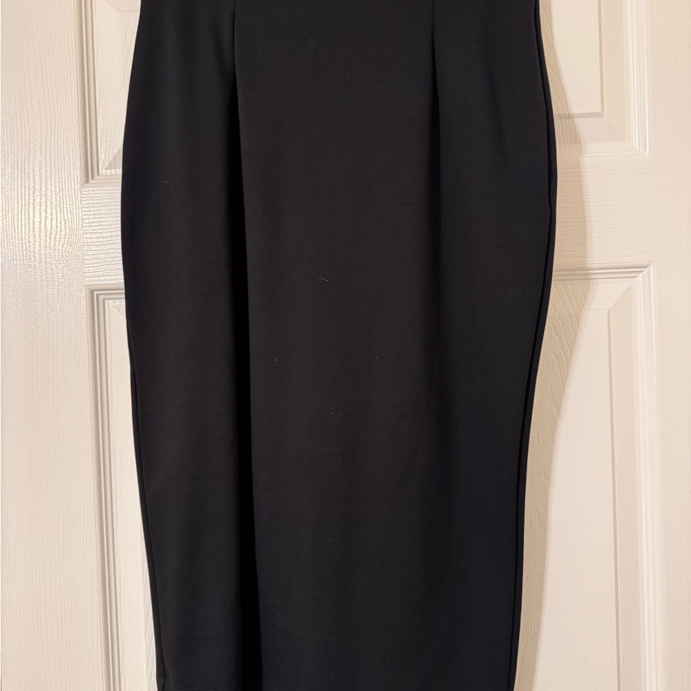 DKNY Classic Black Pencil Skirt